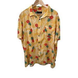 XL MARGARITAVILLE Men's Vintage Pineapples Golden Rayon Hawaiian Shirt‎